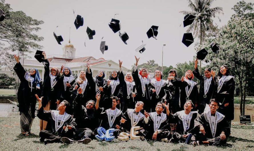 Купить диплом о высшем образовании с занесением